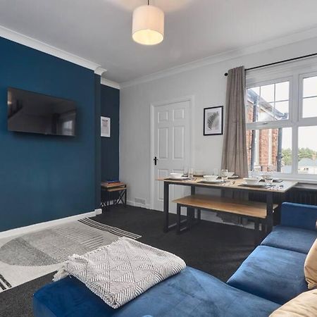 Cosy 3-Bedroom House In Seaham - Street Parking Luaran gambar