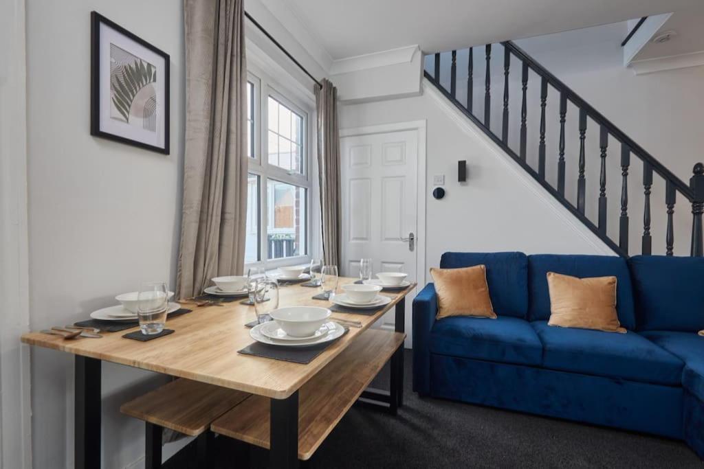 Cosy 3-Bedroom House In Seaham - Street Parking Luaran gambar